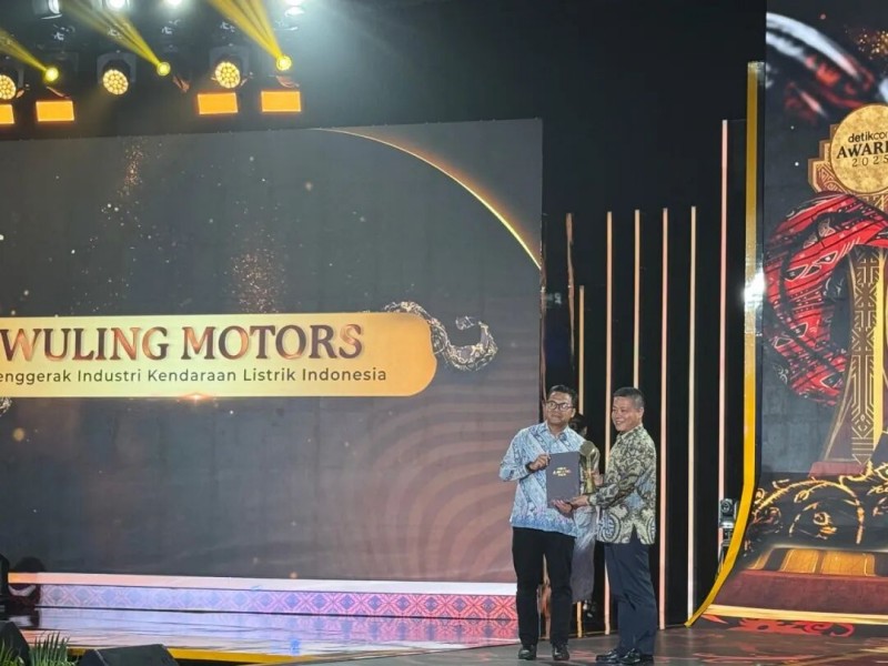 Wuling Indonesia a’ buannachadh duais “Prìomh Iomairt ann an Gnìomhachas Carbadan Dealain Indonesia” airson 2025