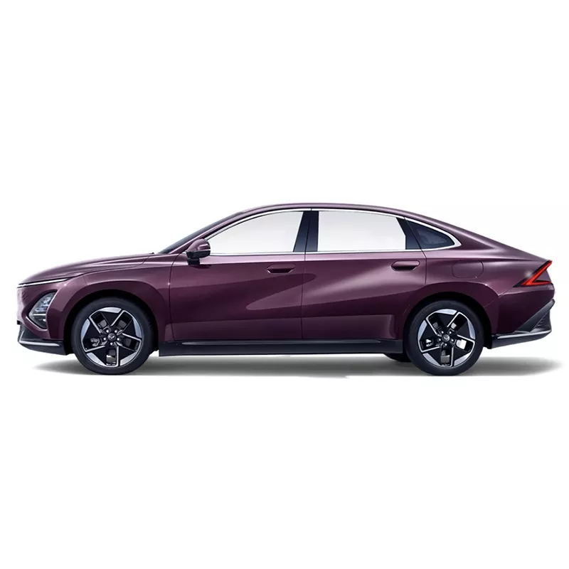 Dè a tha a’ toirt air an t-sedan Wuling Starlight seo d’ aire a thoirt?